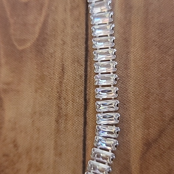 Square Cubic Zirconia Simulated Diamond Silver Toned Choker - Picture 4 of 11